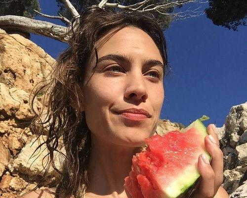 娱乐圈吃瓜照片模板,明星幕后生活大曝光！